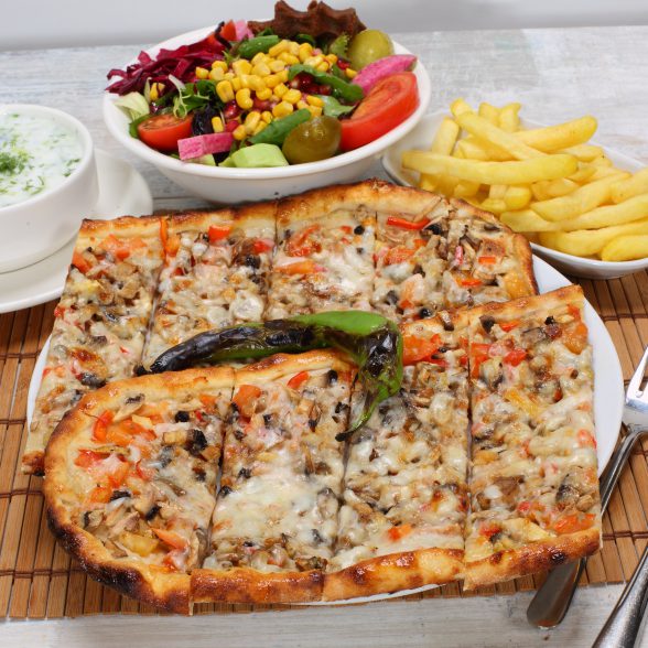 Mantarlı Kaşarlı Pide