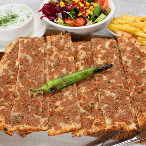 Kıymalı Pide